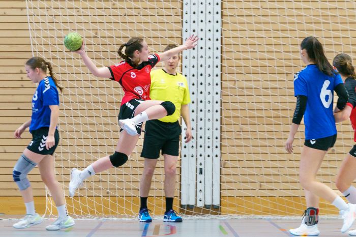 151310_IHF-Final4_HSG_Mythen-Shooters_F3_HR_Hochdorf_F2-240