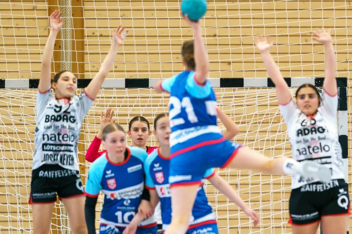 122353_IHV-Final4_SG_Stans-Altdorf_FU16_E-I_SG_Handball_Emmen_FU16_E-I-439
