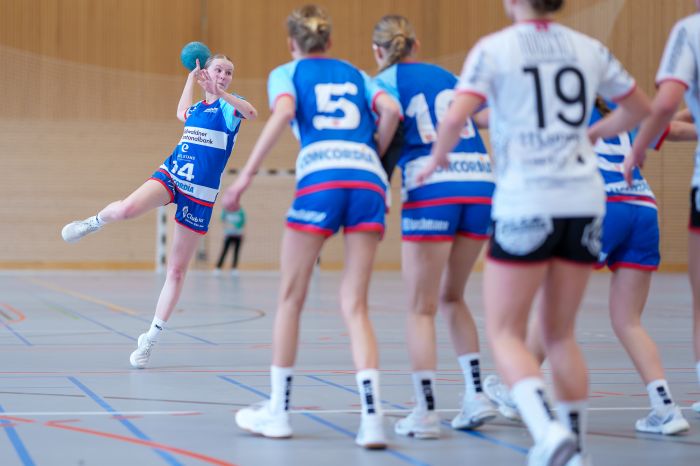 125126_IHV-Final4_SG_Stans-Altdorf_FU16_E-I_SG_Handball_Emmen_FU16_E-I-460