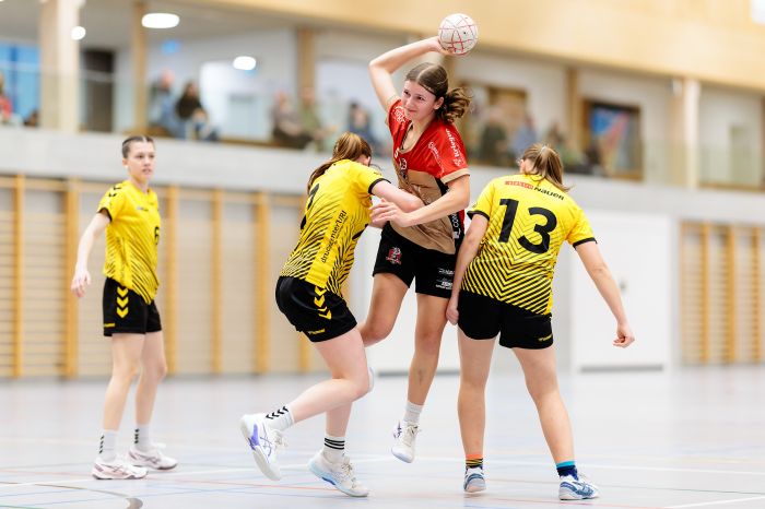 165718_FU16-SGRuswilWolhusen-HCKTVAltdorf-074