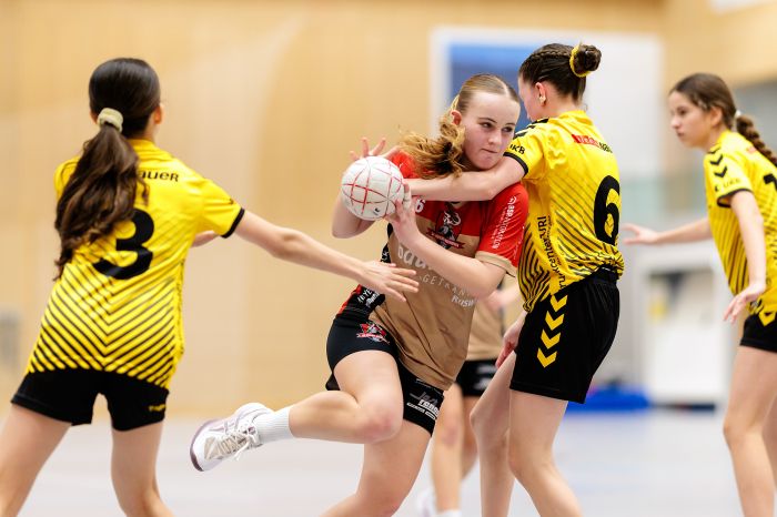 173237_FU16-SGRuswilWolhusen-HCKTVAltdorf-088