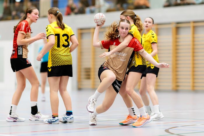 174423_FU16-SGRuswilWolhusen-HCKTVAltdorf-094